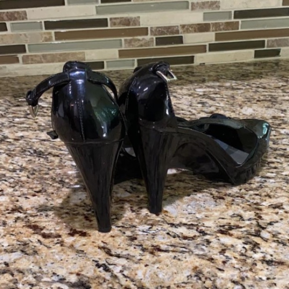 BCBG strappy black patent ankle strap heels - Picture 3 of 8